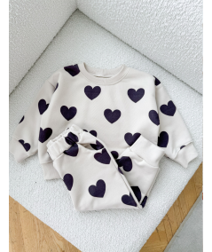 Dres w granatowe serca