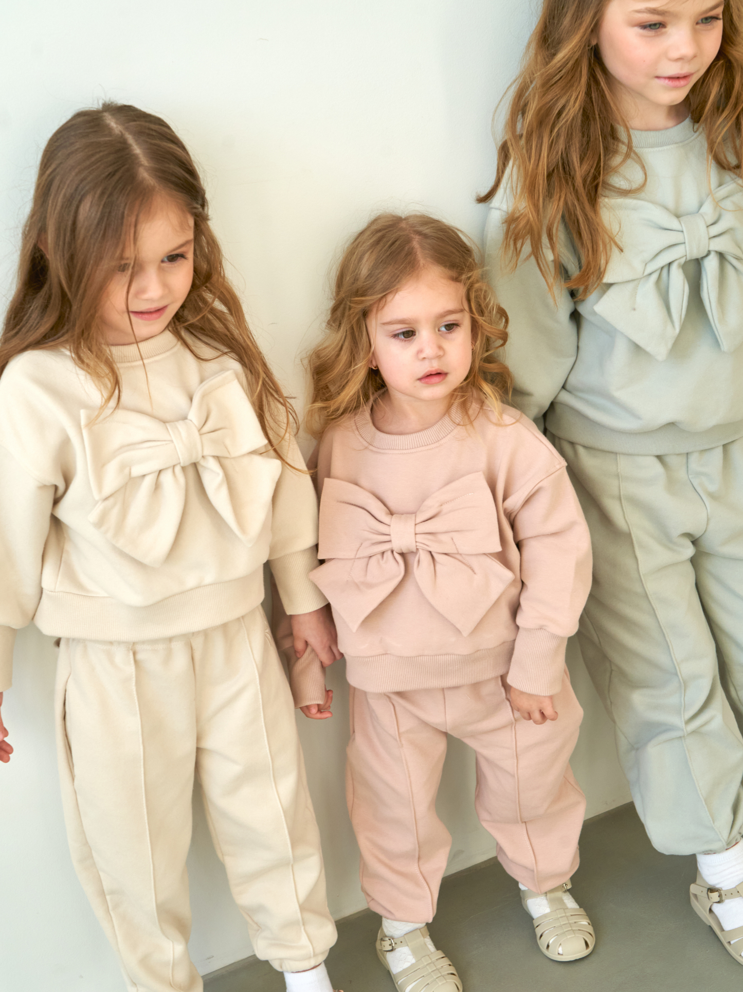 Dres z kokardą - kolory