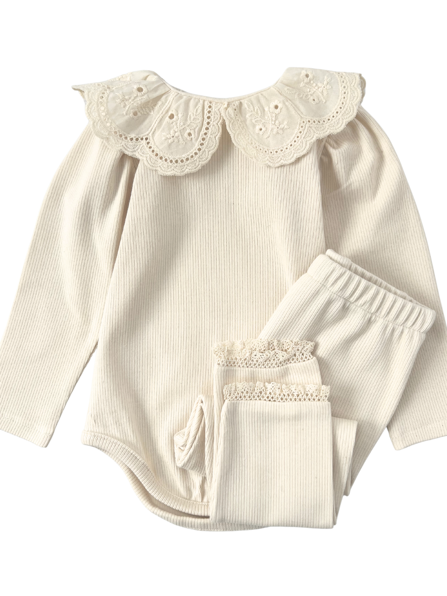 Prążkowane legginsy z koronką -kremowe