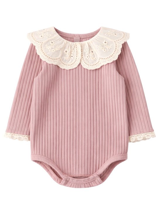 Prążkowane body/bluzka z koronkowym kołnierzykiem - róż