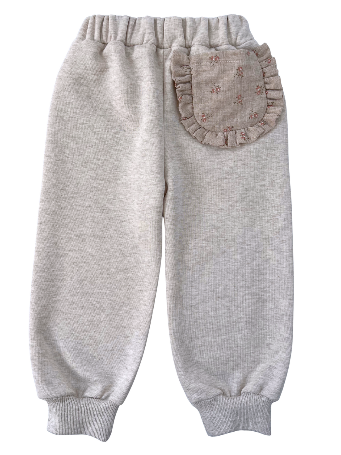 Dresowe spodnie z kontrastową kieszonką na pupie