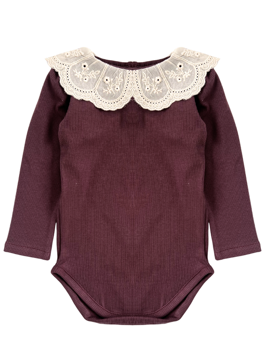 Prążkowane body/bluzka z koronkowym kołnierzykiem -bordowe