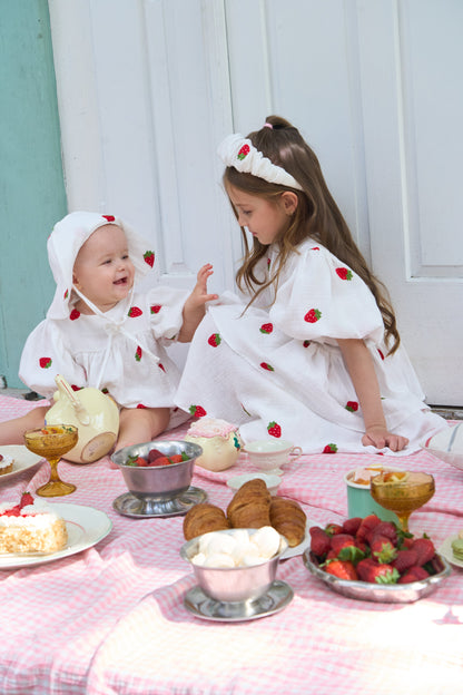 Sukienka z rozkloszowanym dołem strawberry 🍓