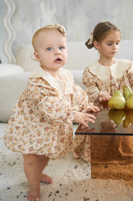 Rampers w kwiatuszki - 2 kolory