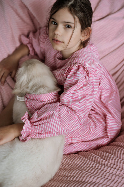 Sukienka w serduszka różowa