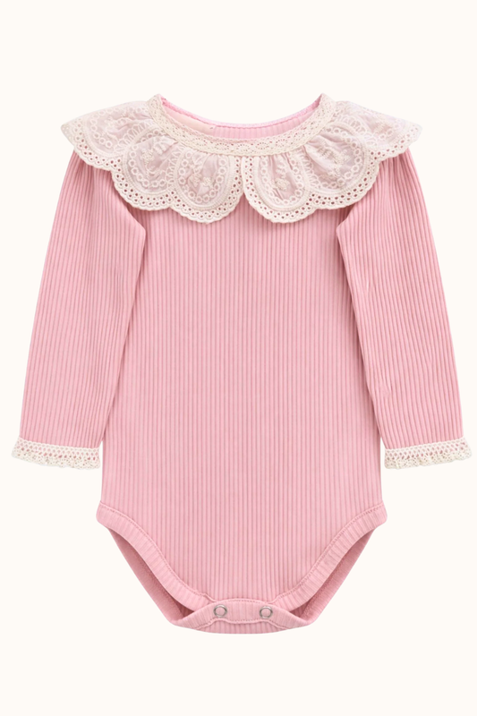 Prążkowane body/bluzka z koronkowym kołnierzykiem - jasny pudrowy róż