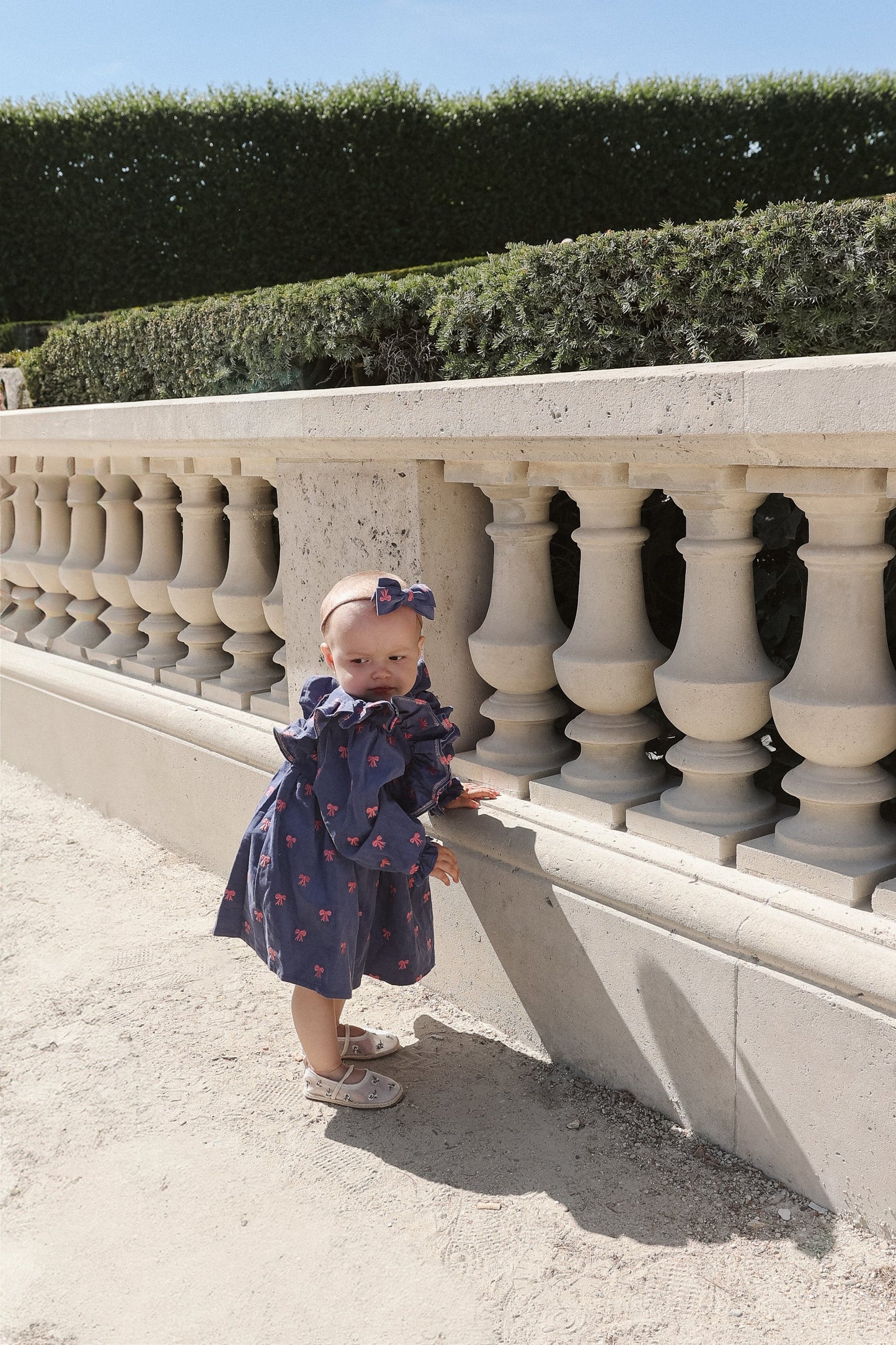 Sukienka w kokardki - niebieska