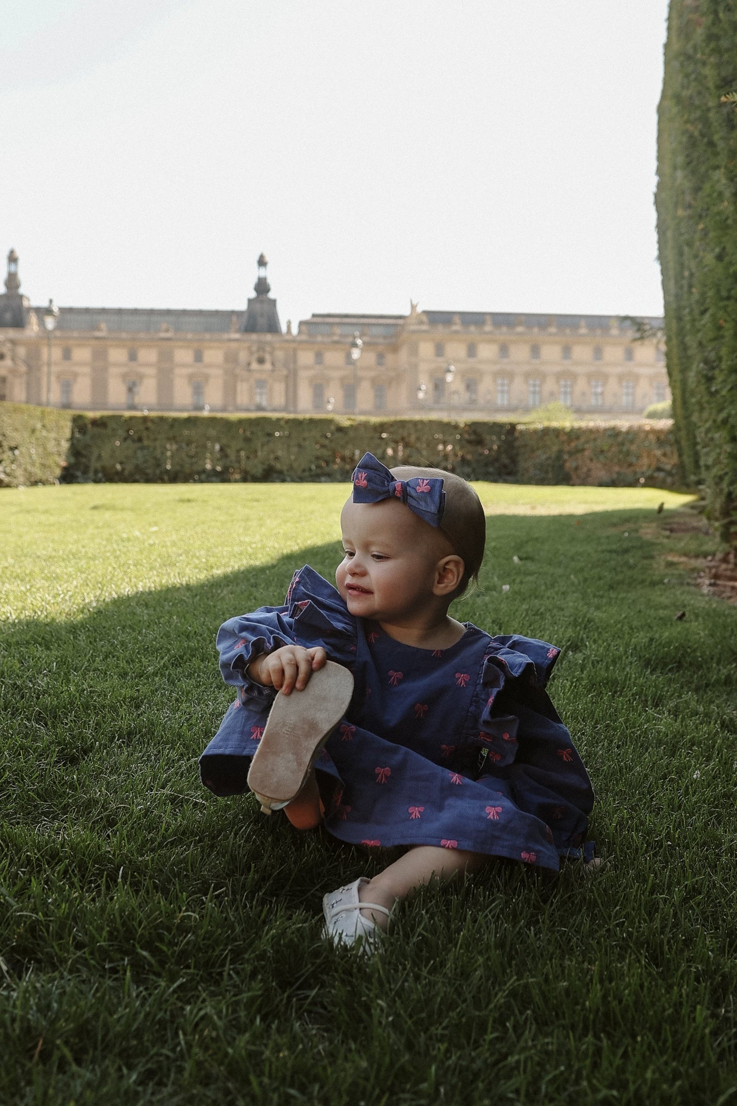 Sukienka w kokardki - niebieska